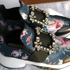 Never Worn Slip On a Luxury Roger Vivier 'Viv Run'